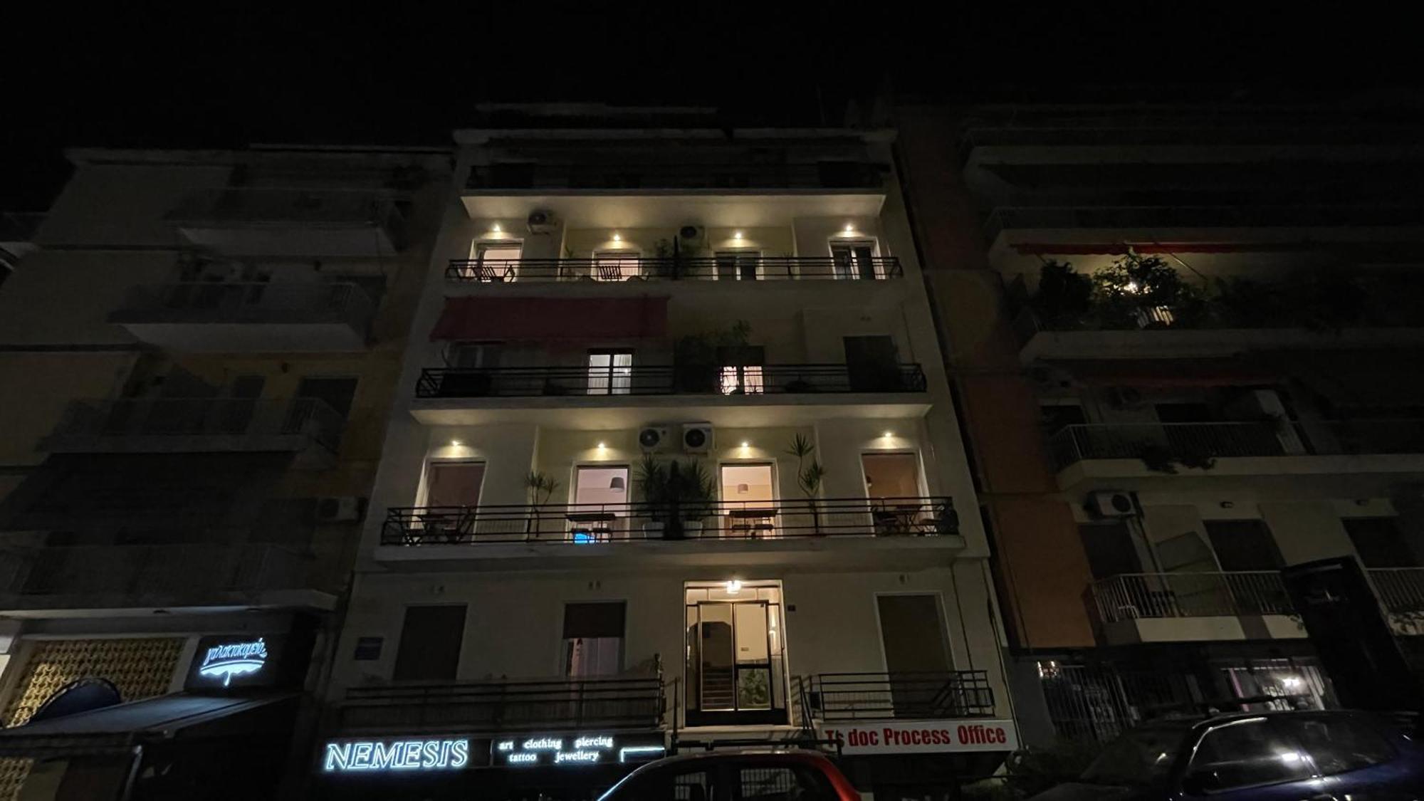 4 Newly Renovated Charming Apartments Steps From Panormou Metro Station Атина Екстериор снимка